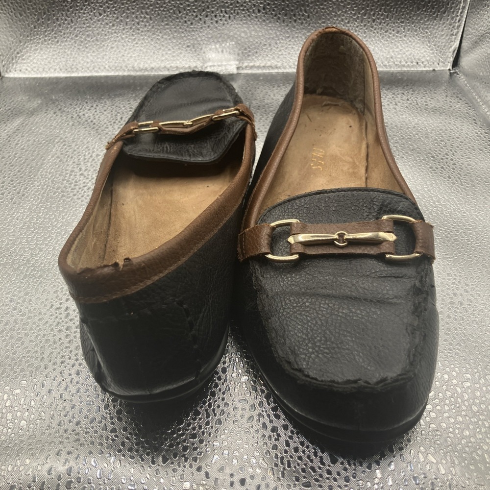 Aerosoles 6.5 Black Loafer EUC Slip On - Picture 3 of 8
